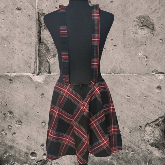 Hot Topic Plaid Skirt - Picture 3 of 4
